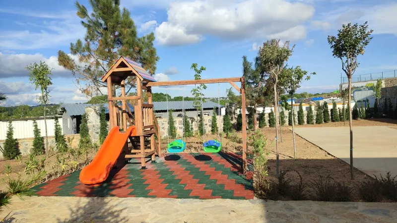 Ahşap Çocuk Oyun Parklarıyla Şimdi Bahçeler Daha Renkli!
